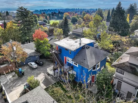 View/Area - 1808 E Harrison St, Seattle, WA 98112 photo 1 of 4