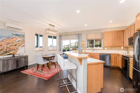Kitchen - 21 American Eagle Dr, Sequim, WA 98382 photo 1 of 3