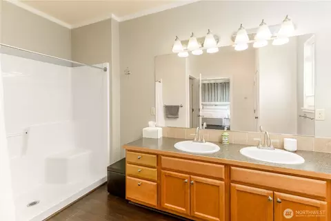 Bath - 21 American Eagle Dr, Sequim, WA 98382 photo 1 of 4