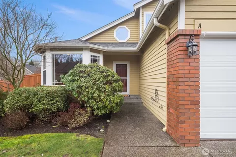 Exterior - 19504 24th Dr SE #A12, Bothell, WA 98012 photo 2 of 4
