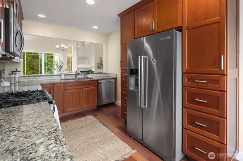 Kitchen - 19504 24th Dr SE #A12, Bothell, WA 98012 photo 5 of 5