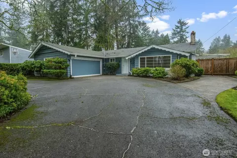 9318 Hipkins Rd SW, Lakewood, WA 98498
