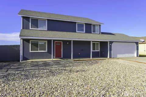 1516 S Husky Dr, Moses Lake, WA 98837