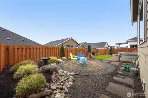 Exterior - 3126 Arrowroot Loop SE, Lacey, WA 98513 photo 8 of 9