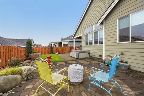 Exterior - 3126 Arrowroot Loop SE, Lacey, WA 98513 photo 7 of 9