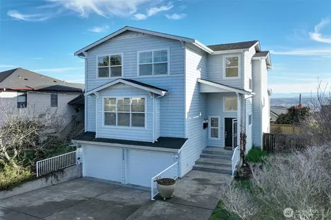 3234 Belvidere Ave SW, Seattle, WA 98126