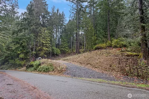 19560 NE North Shore Rd, Tahuya, WA 98588