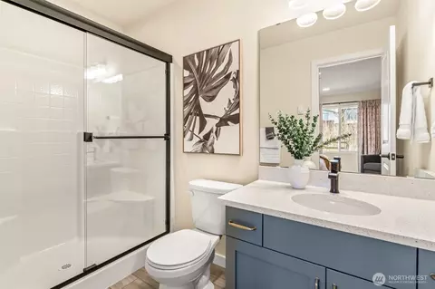 Bath - 23712 8th St SE #E, Bothell, WA 98021 photo 3 of 4