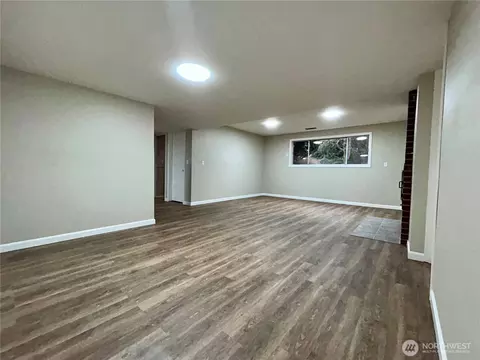 Living - 19221 100th Ave NE, Bothell, WA 98011 photo 5 of 5