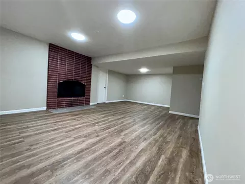 Living - 19221 100th Ave NE, Bothell, WA 98011 photo 4 of 5