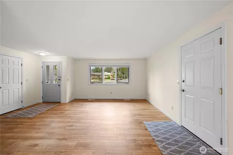 Living - 314 Dungeness Mdws, Sequim, WA 98382 photo 2 of 7