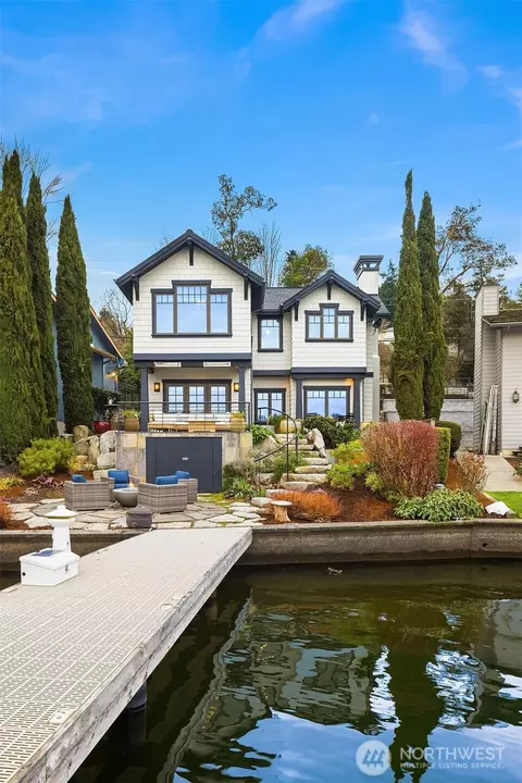 6841 Ripley Ln N, Renton, WA 98056