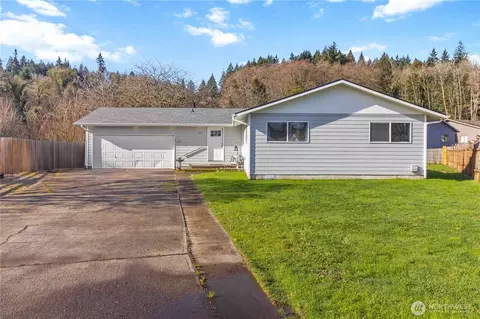 119 Monterey Dr, Kelso, WA 98626
