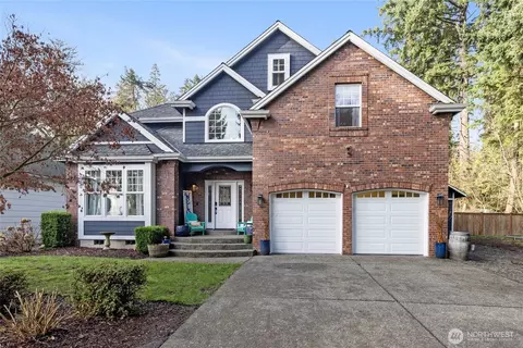 720 62nd Ave NE, Tacoma, WA 98422
