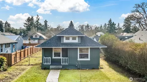504 Dupont Ave, Dupont, WA 98327