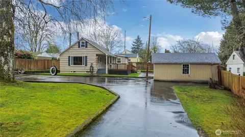 1008 S 1008b S Huson St, Tacoma, WA 98405