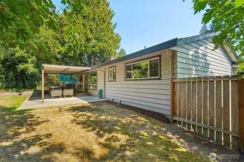 Exterior - 17841 4th Ave NW, Shoreline, WA 98177 photo 3 of 4