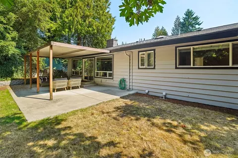 Exterior - 17841 4th Ave NW, Shoreline, WA 98177 photo 2 of 4