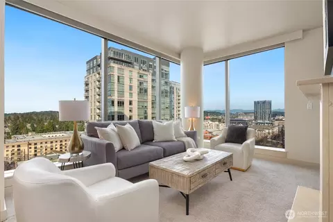 10650 NE 9th Pl #1827, Bellevue, WA 98004