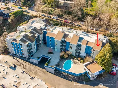 2510 W Bertona St #428, Seattle, WA 98199