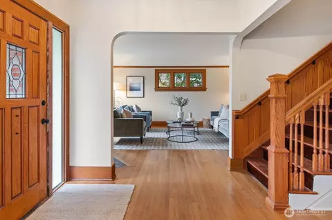 Entry Way - 2463 26th Ave E, Seattle, WA 98112 photo 2 of 2