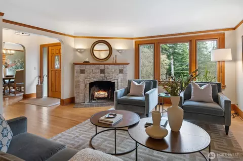 Living - 2463 26th Ave E, Seattle, WA 98112 photo 2 of 3