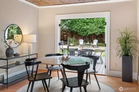 Dining - 2463 26th Ave E, Seattle, WA 98112 photo 3 of 3