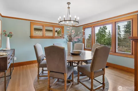 Dining - 2463 26th Ave E, Seattle, WA 98112 photo 1 of 3
