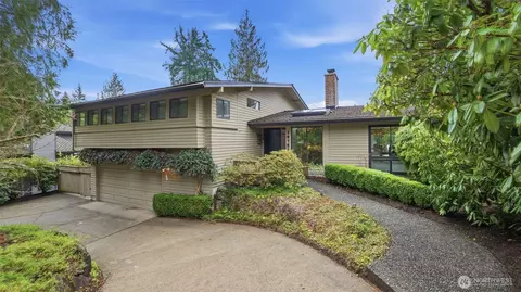 16751 154th Ave SE, Renton, WA 98058