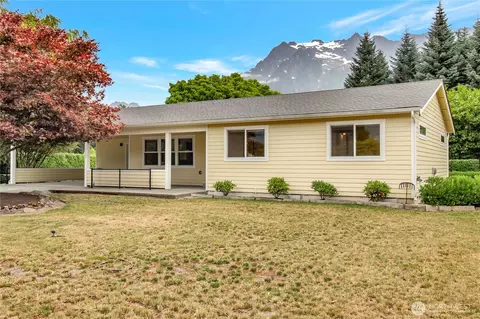 38324 State Route 530 NE, Arlington, WA 98223