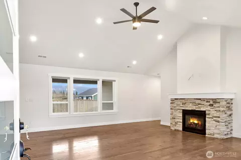 Living - 1302 Night Hawk Way, Everson, WA 98247 photo 2 of 11