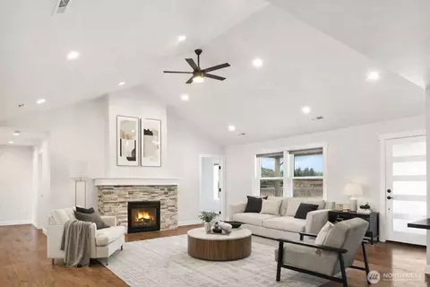 Living - 1302 Night Hawk Way, Everson, WA 98247 photo 3 of 11