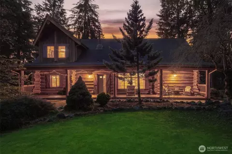 5630 Scherrer Rd, Granite Falls, WA 98252