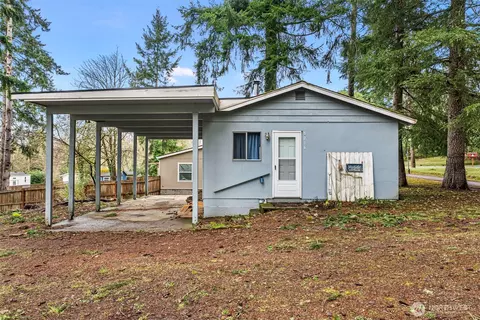 8216 175th Ave SW, Longbranch, WA 98351