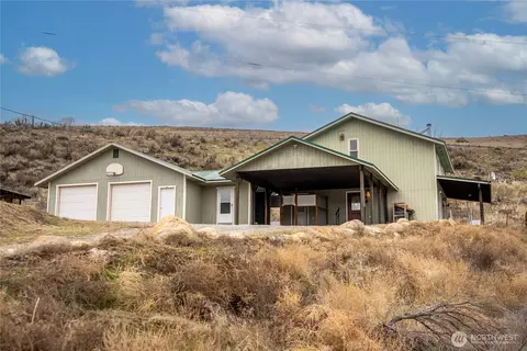 30 Saddle View Dr, Okanogan, WA 98840