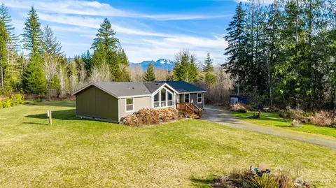 8189 Memory Ln, Concrete, WA 98237