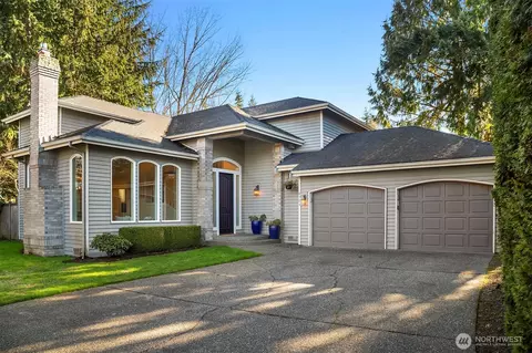 8504 199th Pl SW, Edmonds, WA 98026