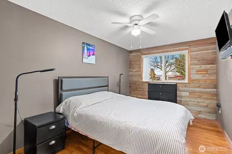 Bedroom - 108 171st St E, Spanaway, WA 98387 photo 3 of 7