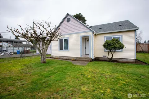5302 E N St, Tacoma, WA 98404