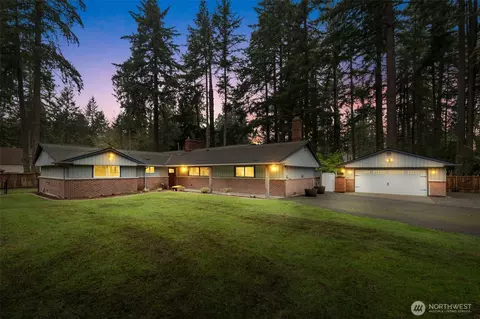 11520 Gravelly Dr SW, Lakewood, WA 98499