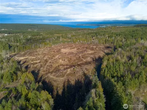 2495 Chicken Coop Rd, Sequim, WA 98382