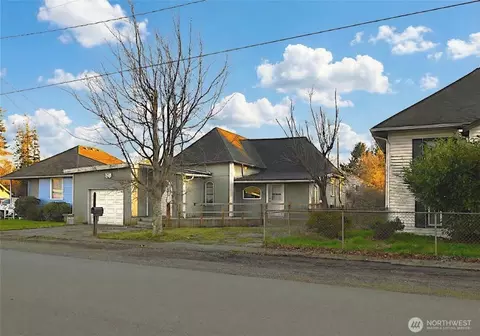 317 W King St, Aberdeen, WA 98520