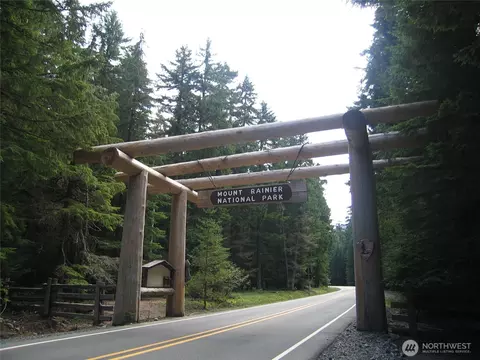 11857 Elk Trails Dr E, Greenwater, WA 98022 photo 7