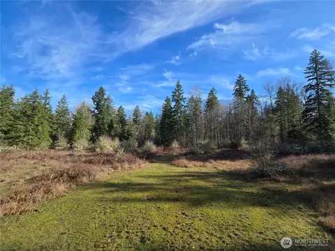 9999 Autumn Rd, Sequim, WA 98382