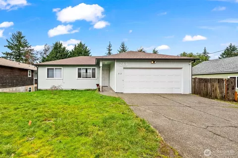 213 S Constitution Ave, Bremerton, WA 98312