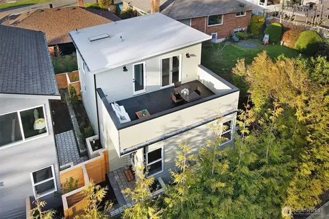 8814 41st Ave SW, Seattle, WA 98136