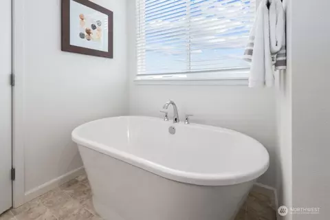 Bath - 16632 8th Avenue Ct E #04, Spanaway, WA 98387 photo 3 of 4