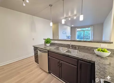 15700 116th Ave NE #204, Bothell, WA 98011 photo 10