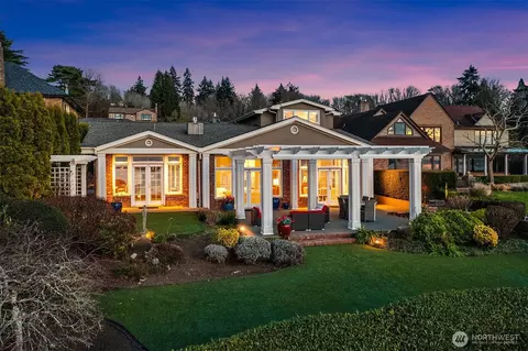 2629 46th Ave W, Seattle, WA 98199