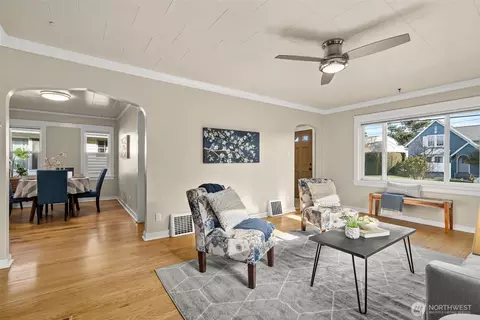 1115 Elizabeth Ave, Bremerton, WA 98337
